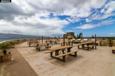 760 S Kihei Rd Kihei - picnic tables