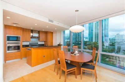 1288 Ala Moana Boulevard #6G - kitchen - dining