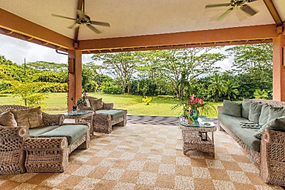 6171 KAHILIHOLO RD KILAUEA - patio