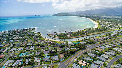 677 Mokapu Road Kailua - aerial view